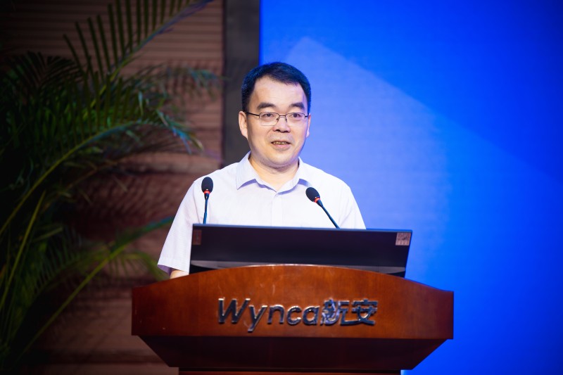 1752471256257470AvMn.jpg 0I4A0370(1).jpg